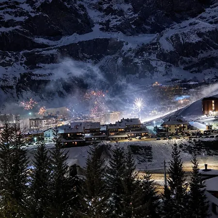 Cp7 Luxury Cervinia Lägenhet